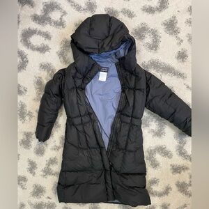 Patagonia girls long puffer Size XS